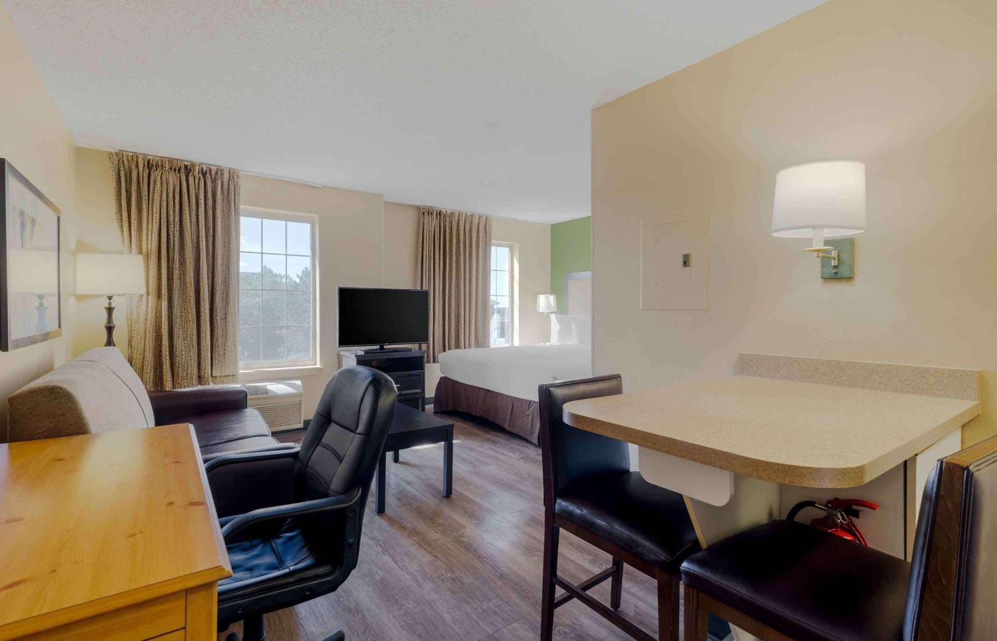 Extended Stay America Suites - Boston - Waltham - 52 4Th Ave Eksteriør billede